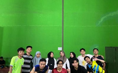 FUN BADMINTON MAHASISWA HUKUM KELUARGA ISLAM