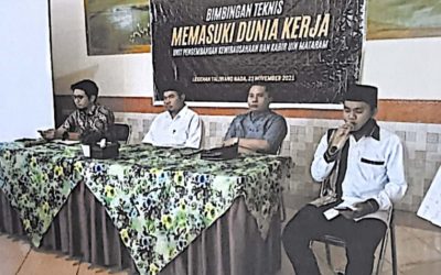 KEGIATAN MAHASISWA PRODI S1 HUKUM KELUARGA ISLAM TENTANG BIMBINGAN TEKHNIS MEMASUKI DUNIA KERJA 2021