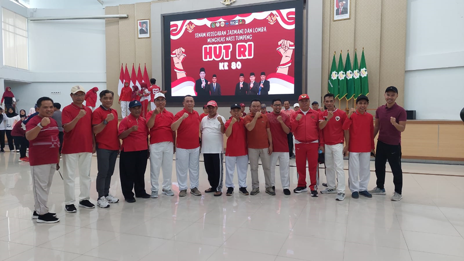 Dekan & Sivitas Akademika Fakultas Syariah Mengikuti Senam Sehat Kebugaran Dan Lomba Menghias Nasi Tumpeng