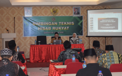 Dosen-dosen Ilmu Falak Fakultas Syariah UIN Mataram menjadi Narasumber dalam Bimtek Hisab Rukyat Kemenag Kanwil NTB