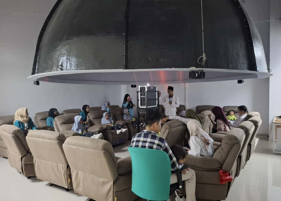 Kunjungan TK IT ABATA ke Planetarium dan Observatorium Al-Afaq UIN Mataram